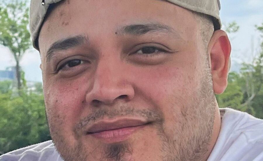 Man wrongly deported from US to El Salvador threatened with deportation to Uganda one day after release