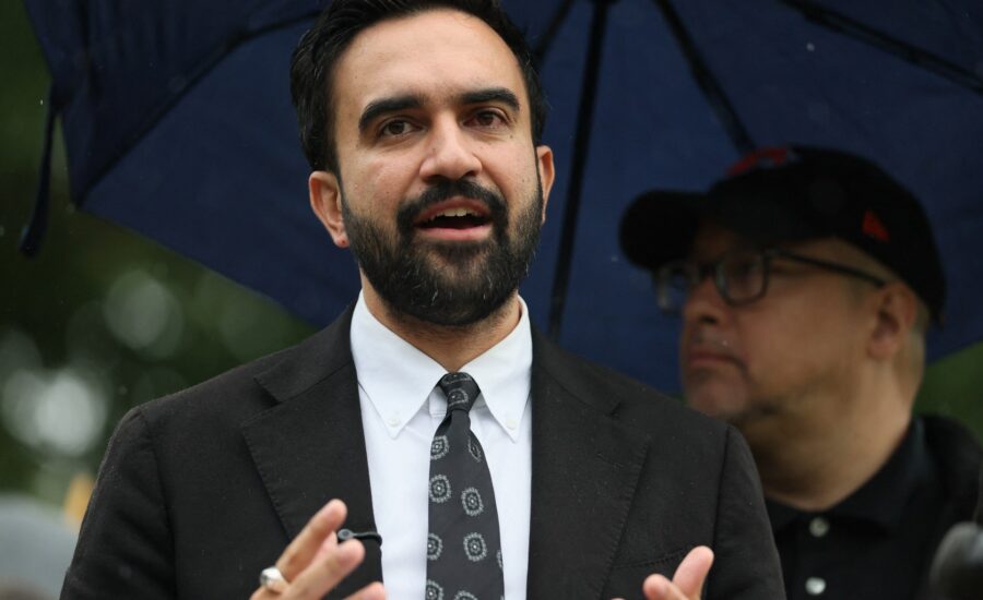 New York Governor Hochul endorses Zohran Mamdani for mayor amid poll surge