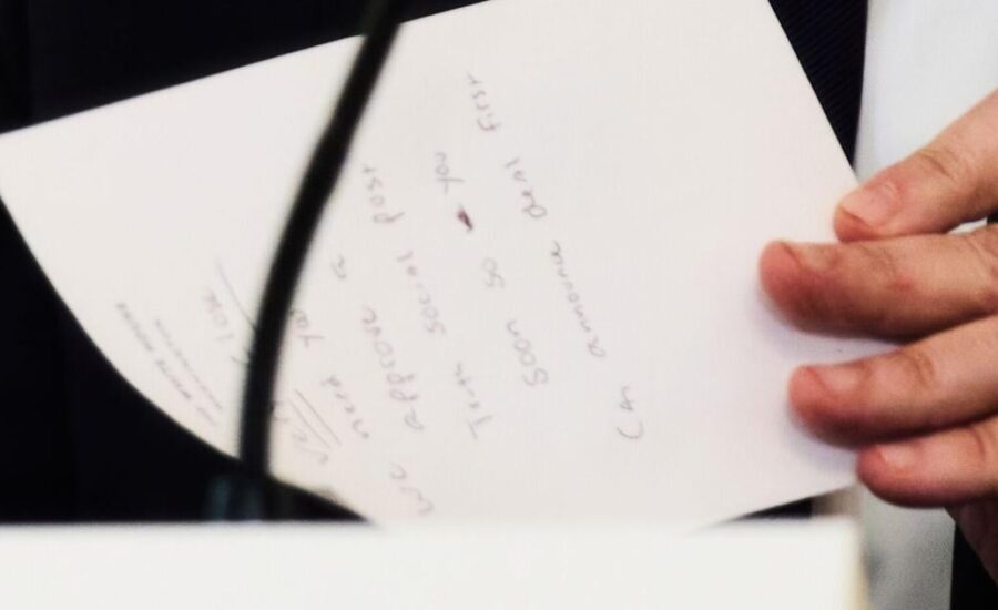 AP photos show Rubio’s urgent note to Trump before announcement of Mideast peace deal