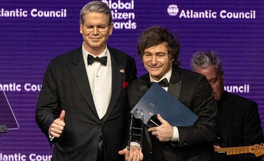 US buys Argentine pesos in deal with Trump