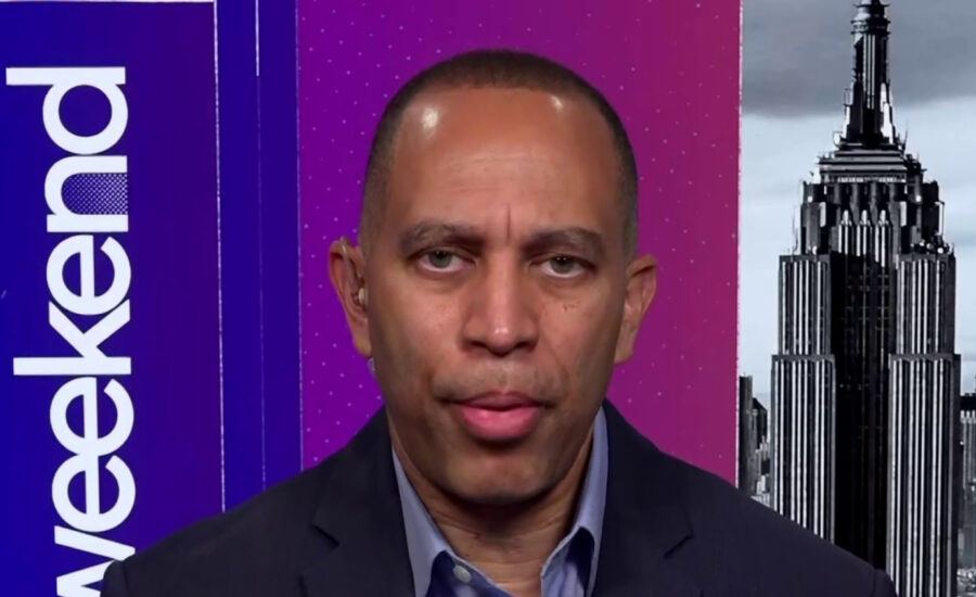 ‘Stone cold lie’: Hakeem Jeffries on Republicans’ healthcare deal excuses amid shutdown