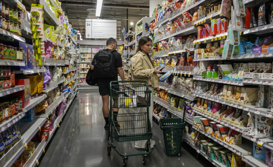 Trump administration eyes higher food prices as a result of the immigration crackdown