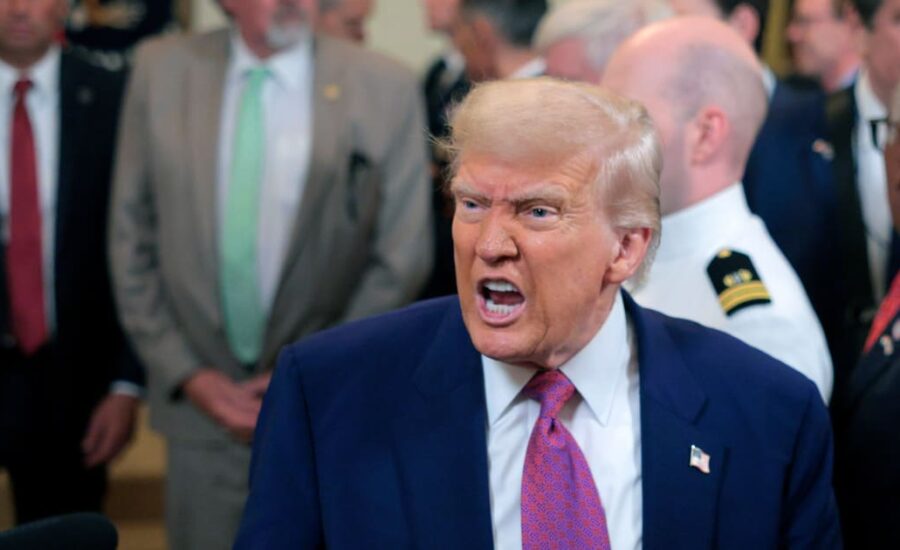 Trump again threatens to primary Indiana Republicans who spurned his redistricting push