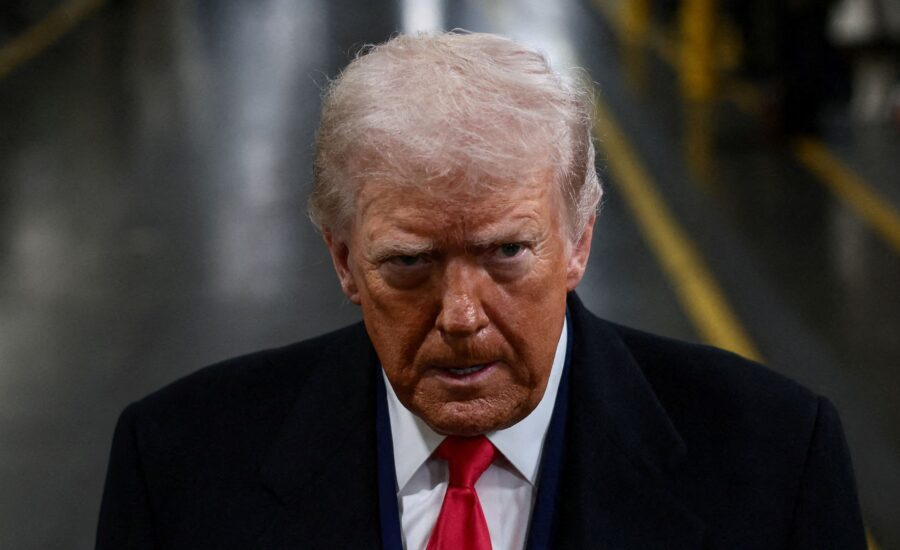 White House defends Trump’s ‘appropriate’ response to heckler