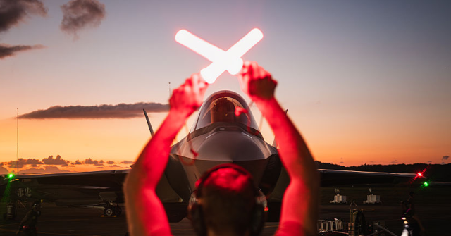 Report: U.S. Military Intervention in Iran Could Begin Within 24 Hours — Bases Pull Personnel, Shift Posture Across Region