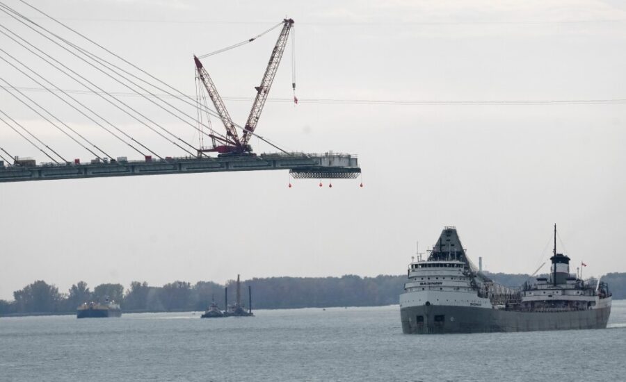 Trump threatens new bridge between Detroit and Canada