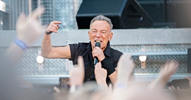 Bruce Springsteen Kicks Off His Trump Derangement Tour Protesting President’s Crackdown on Illegal Immigration