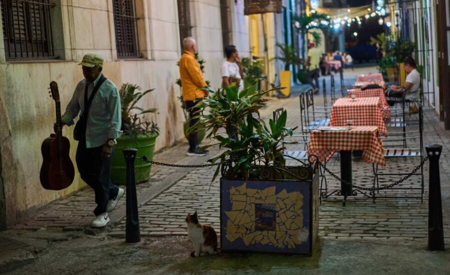 Havana’s nightlife falls dark as an oil blockade takes hold