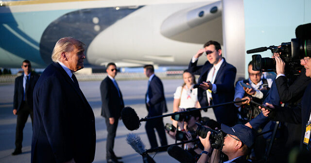 Poll: Strong Majority of U.S. Voters Approve of Trump’s Iran Deal
