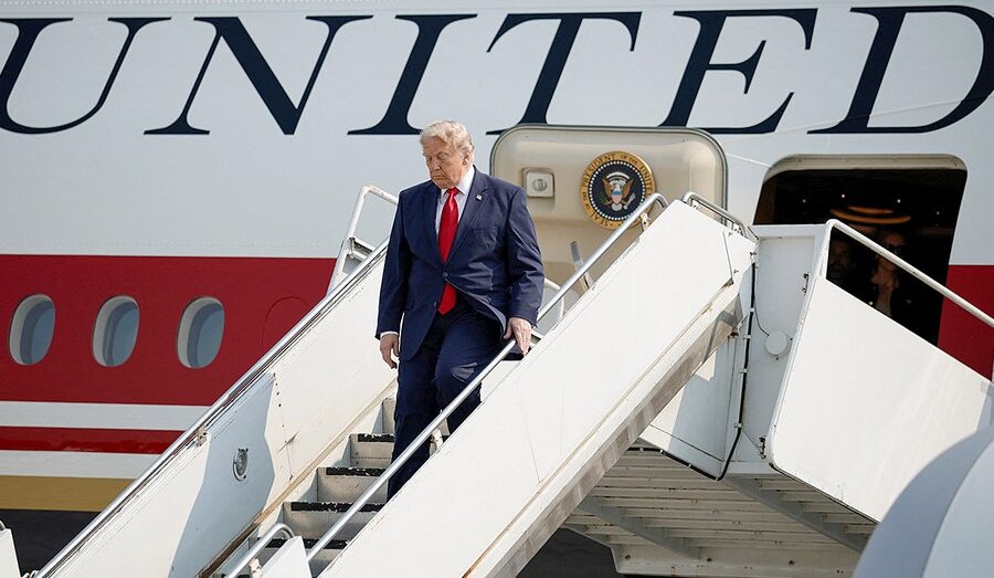 Trump explains why he’s flying old Air Force One back to DC