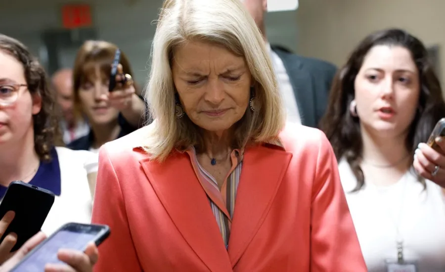 Trump amplifies message labeling GOP’s Murkowski a ‘traitor’ following Blanche vote