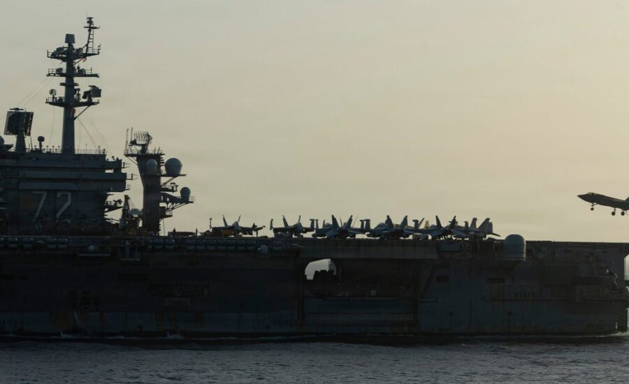 Top US Commander Visits Long-Deployed USS Lincoln Amid Reports Of Poor Conditions