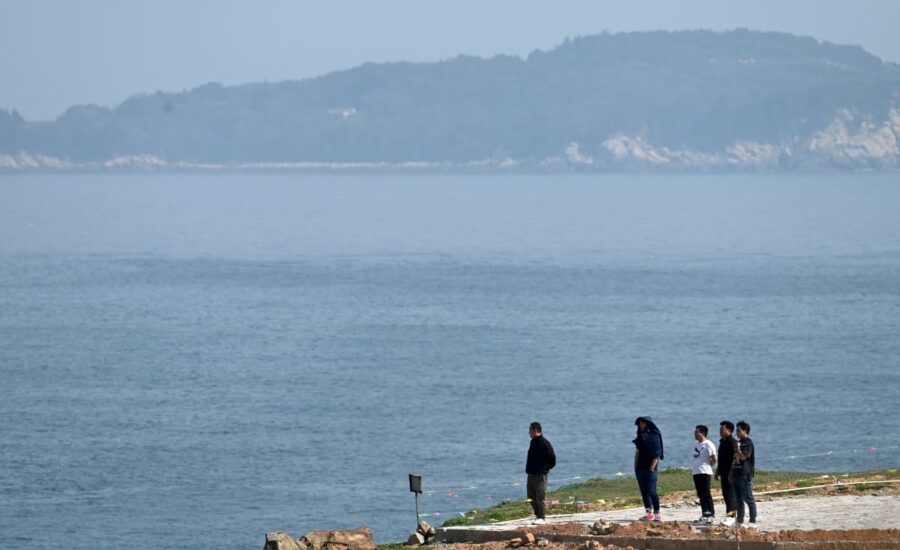 US Navy aircraft transits Taiwan Strait before planned Xi-Trump meeting