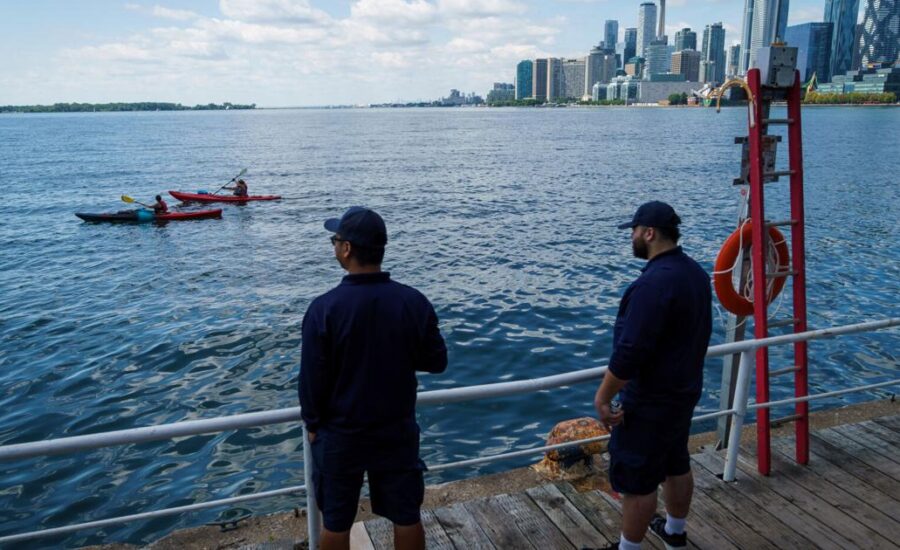 Trump signs order renaming Lake Ontario as ‘Lake America’ in the United States