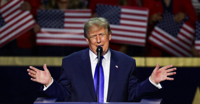 Trump Says Interest Rates Should Be 1% or Less After Fed’s First Hike in 3 Years